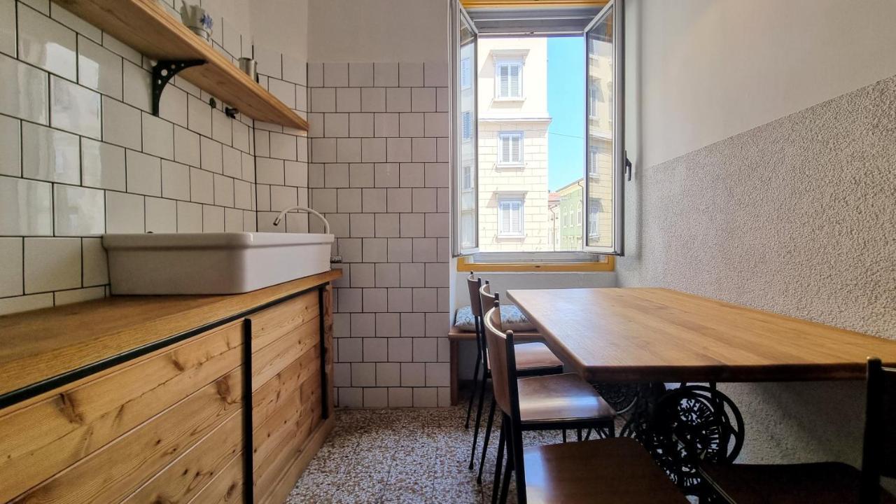 Handcrafted Design Trieste Extérieur photo